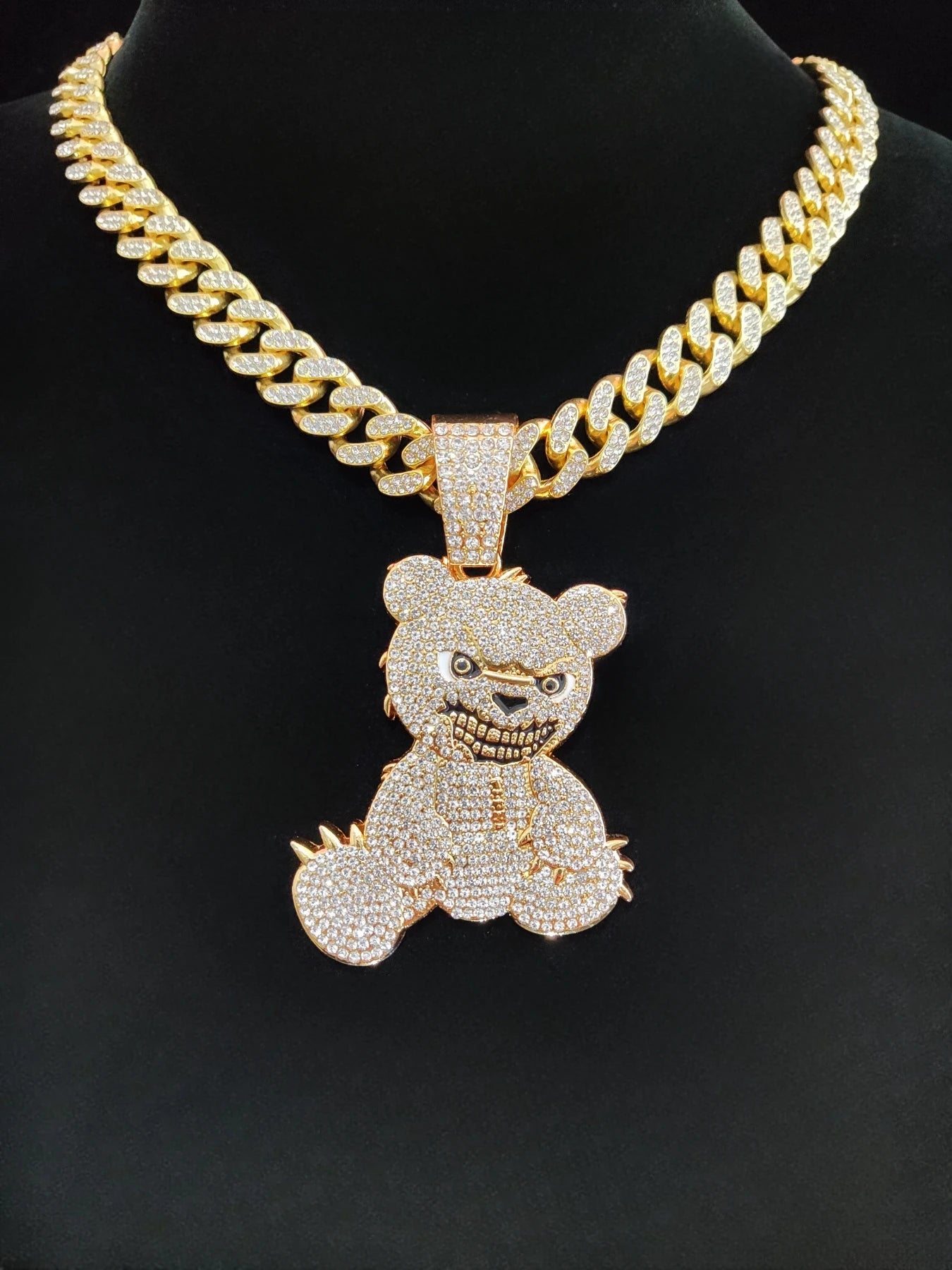 Hip Hop Bear Shape Pendant Necklace